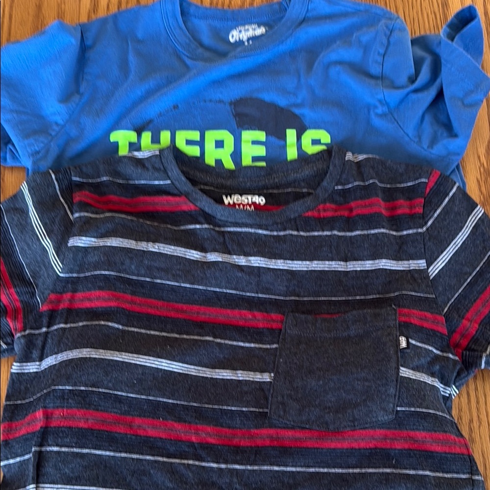 Kids Striped and Graphic T-Shirt Set - Blue and Red